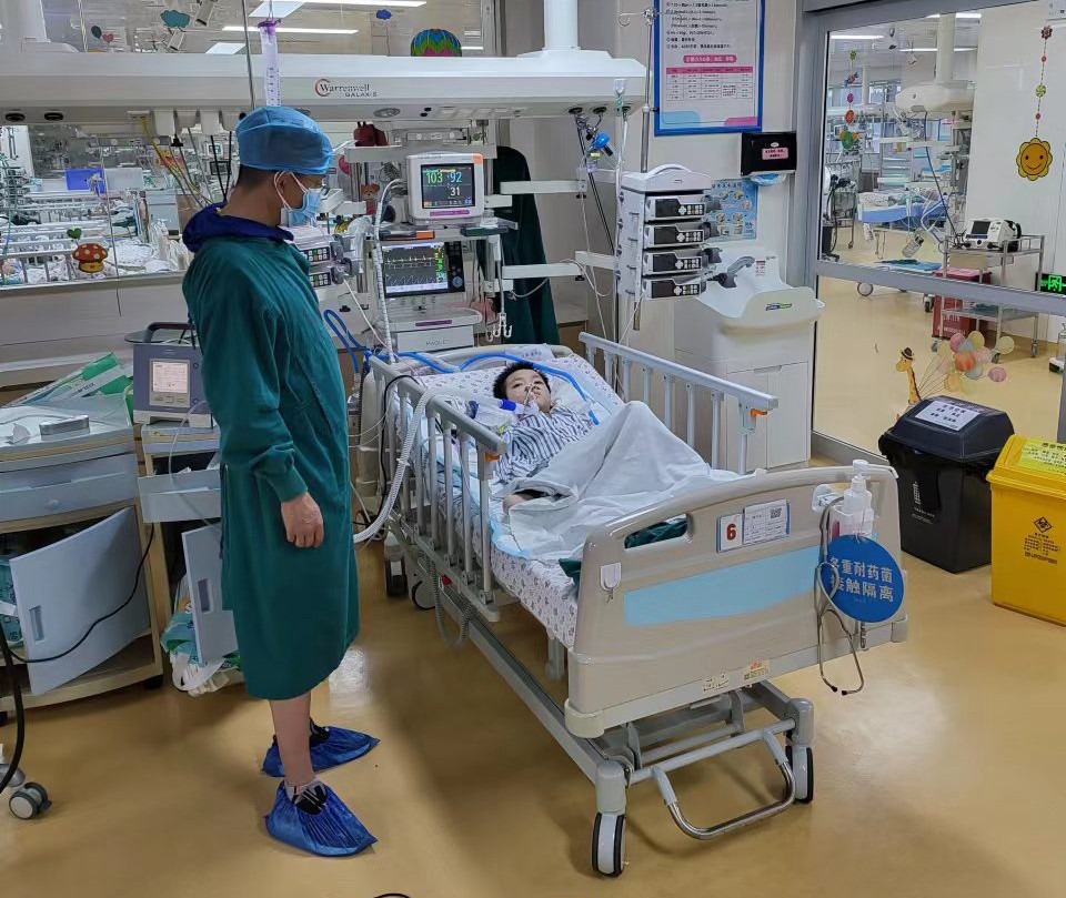 莘县跨省救护车出租公司